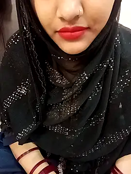 Snapshot of Miss_Noor__ chatting on April 8, 7:30 am Miss Noor online show from April 8, 7:30 am