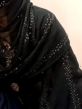 Snapshot of Miss_Noor__ chatting on April 27, 8:34 am Miss Noor online show from April 27, 8:34 am