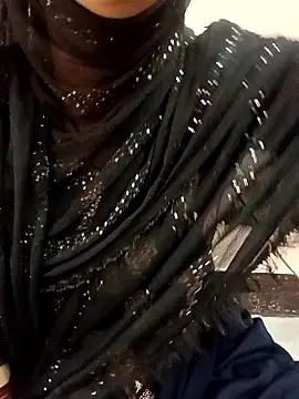 Snapshot of Miss_Noor__ chatting on May 6, 7:13 am Miss Noor online show from May 6, 7:13 am