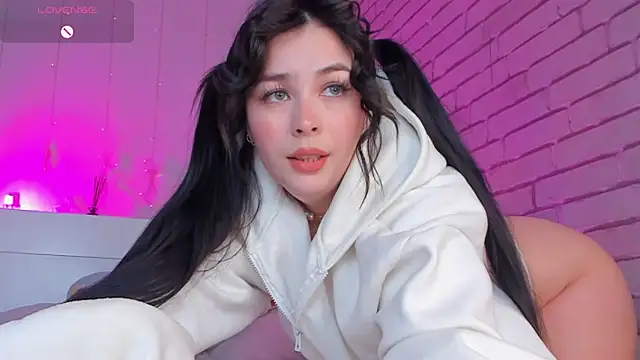 Snapshot of NatalForsy chatting on April 23, 12:29 pm NatalForsy online show from April 23, 12:29 pm