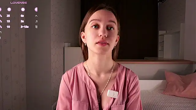 Snapshot of sinfulThea chatting on May 8, 11:04 am sinfulThea online show from May 8, 11:04 am