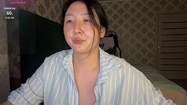 Snapshot of Ameliya_kim chatting on June 13, 9:02 pm Ameliya kim online show from June 13, 9:02 pm