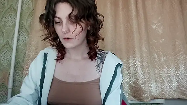 ShirleyNibbs online show from April 18, 7:58 pm