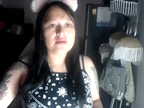 Natalia latin online show from April 22, 2:07 pm