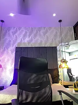 Snapshot of AngelCheerry_ chatting on May 12, 11:40 am AngelCheerry online show from May 12, 11:40 am