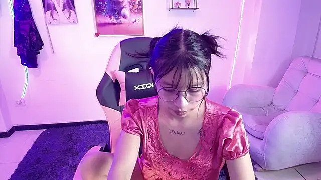Kittytokio online show from May 5, 9:01 pm