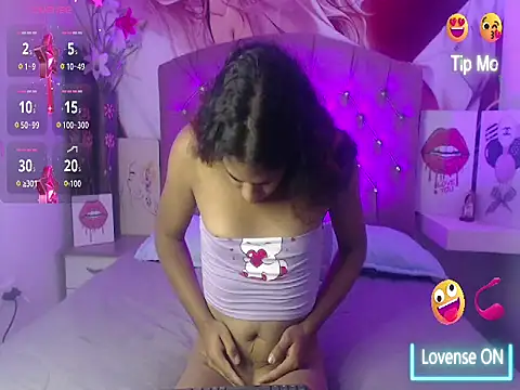 Renata Valentina online show from May 3, 11:27 am