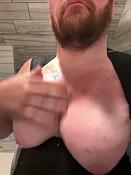 hugemanbreasts online show from May 15, 12:28 am
