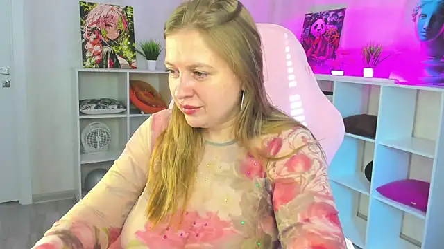 CleoXotie online show from June 6, 1:21 am
