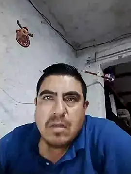 Snapshot of Manuel3910 chatting on June 17, 5:21 am Manuel3910 online show from June 17, 5:21 am