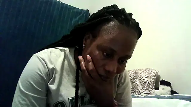 Snapshot of Dutches101 chatting on June 27, 4:34 pm Dutches101 online show from June 27, 4:34 pm