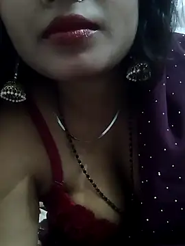 priyahot2001 online show from May 1, 10:09 am