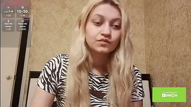 Snapshot of KateRiverr chatting on March 30, 9:05 pm KateRiverr online show from March 30, 9:05 pm