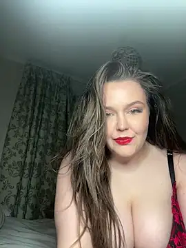 Snapshot of EnglishRoseAmateur chatting on March 31, 11:38 pm EnglishRoseAmateur online show from March 31, 11:38 pm