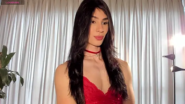 einyel  online show from May 18, 8:36 pm