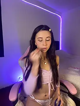 Snapshot of its_Lia_1 chatting on April 10, 2:00 pm its Lia 1 online show from April 10, 2:00 pm
