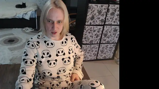 Snapshot of Sweet_hot_shrmp chatting on April 23, 3:58 pm Sweet hot shrmp online show from April 23, 3:58 pm