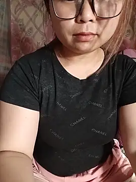 jas-cutle online show from May 17, 3:08 pm