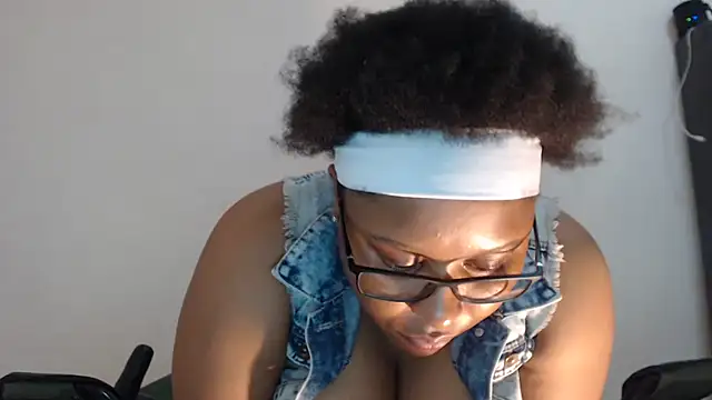 xxZoeyx online show from February 4, 12:22 pm