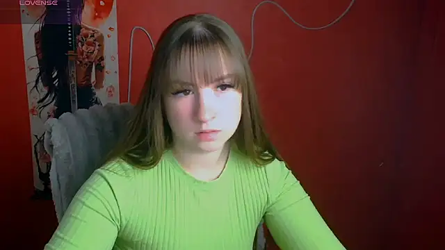 Tiffani Angel online show from May 3, 5:35 am
