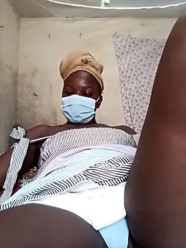 Snapshot of Sengubabe2 chatting on April 8, 1:22 pm Sengubabe2 online show from April 8, 1:22 pm