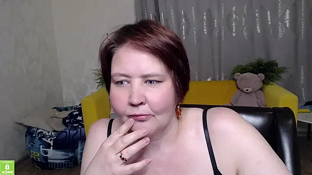 QUEEN02030 online show from May 8, 3:06 pm