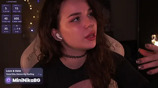  MiniNika  online show from April 19, 6:10 pm