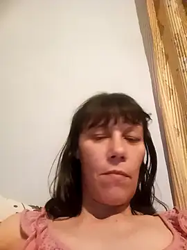 Snapshot of VikaBakerX chatting on April 4, 8:17 pm VikaBakerX online show from April 4, 8:17 pm