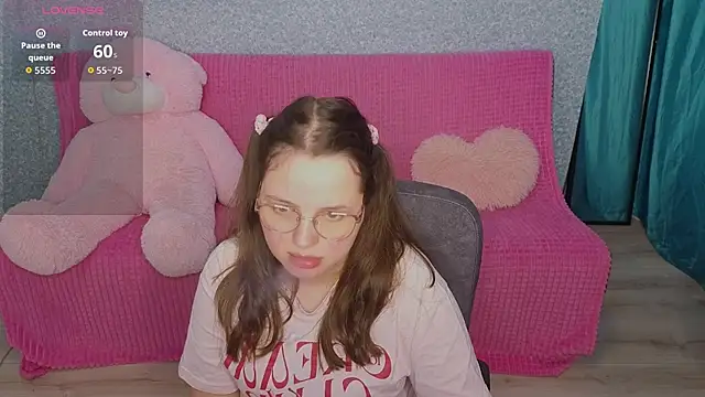 SofiDreamm online show from May 4, 7:43 pm