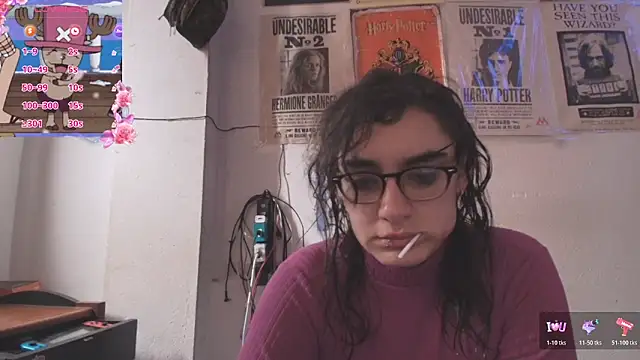 Snapshot of Ellaa_honey chatting on April 29, 2:43 pm Ellaa honey online show from April 29, 2:43 pm