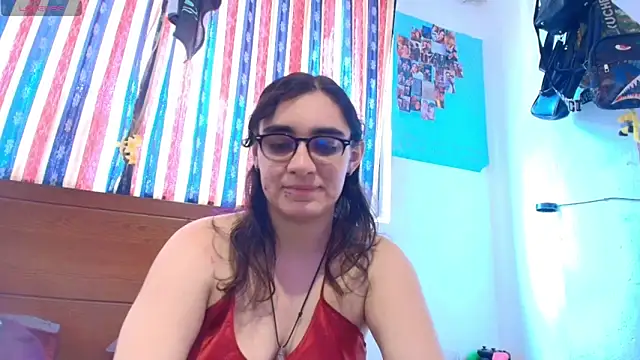 Snapshot of Ellaa_honey chatting on June 4, 7:09 pm Ellaa honey online show from June 4, 7:09 pm