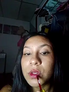Snapshot of karo_cute chatting on June 28, 4:18 am karo cute online show from June 28, 4:18 am