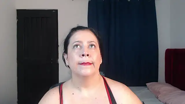 carlareyesk977 online show from July 13, 12:46 am