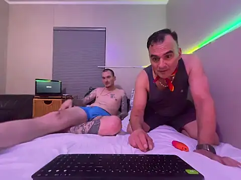 SnapchatMe4PrivateShows online show from August 1, 4:56 am