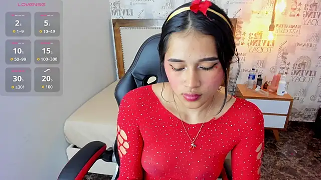 Snapshot of PALOMA_ALVES chatting on June 2, 10:45 pm PALOMA ALVES online show from June 2, 10:45 pm
