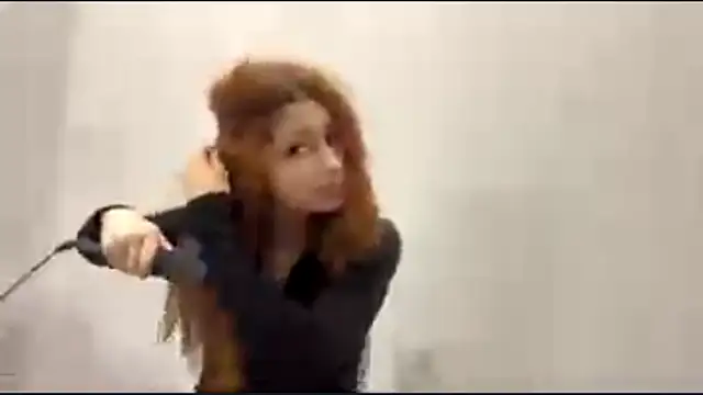 Snapshot of AnalisaPfliger chatting on April 8, 3:39 am AnalisaPfliger online show from April 8, 3:39 am