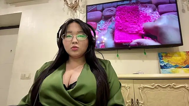 Feylinmay online show from April 24, 9:28 pm