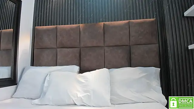 Debora Blaze  online show from April 4, 8:28 pm