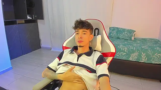 Nova  hard online show from April 25, 7:33 am