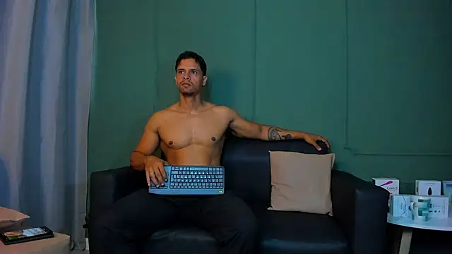 dominc berry online show from July 18, 12:31 pm