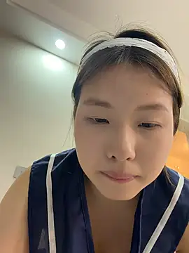 xx132546 online show from May 11, 4:04 pm