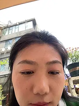 Snapshot of Shanshan_1267 chatting on April 5, 4:31 am Shanshan 1267 online show from April 5, 4:31 am