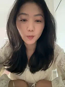 Snapshot of Shanshan_1267 chatting on April 27, 2:53 am Shanshan 1267 online show from April 27, 2:53 am