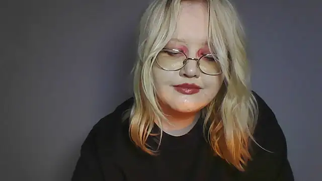 Elayne Sweet online show from June 29, 10:15 am