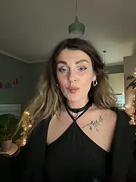 Snapshot of Rita_Tease chatting on April 26, 6:49 pm Rita Tease online show from April 26, 6:49 pm