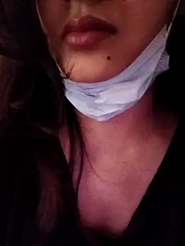 Snapshot of Cute_Anushka97 chatting on April 3, 6:22 am Cute Anushka97 online show from April 3, 6:22 am