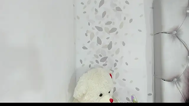Snapshot of brenda_sofia69 chatting on June 11, 3:10 pm brenda sofia69 online show from June 11, 3:10 pm