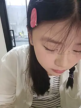 mianmian-666 online show from May 17, 1:51 pm