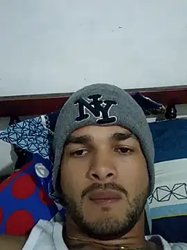 Nicolas Moncadas online show from April 26, 6:16 pm