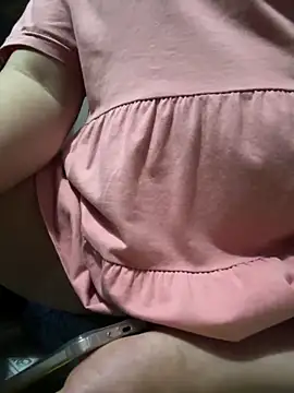 Snapshot of Lina-Naughty chatting on June 18, 2:32 pm Lina-Naughty online show from June 18, 2:32 pm